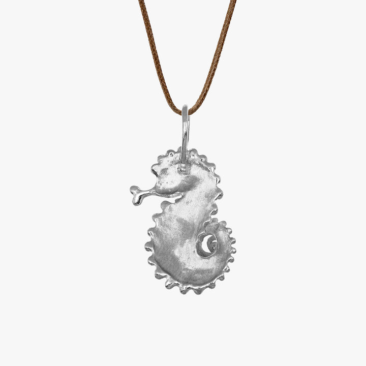 MassimoIzzoJeweler_Short-tailedSeahorsePendant_WhiteGold18kt_Diamonds_retro