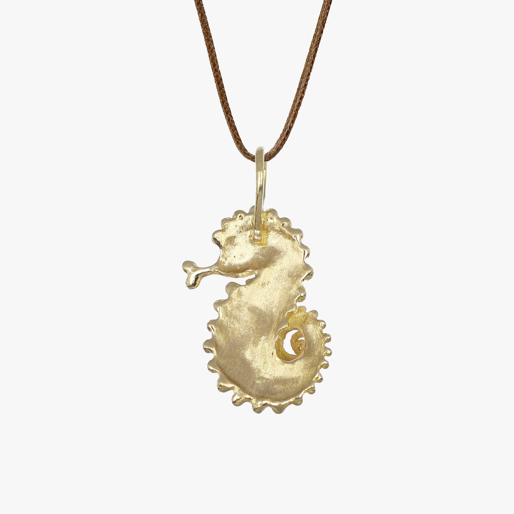 MassimoIzzoJeweler_Short-tailedSeahorsePendant_YellowGold18kt_Diamonds_retro